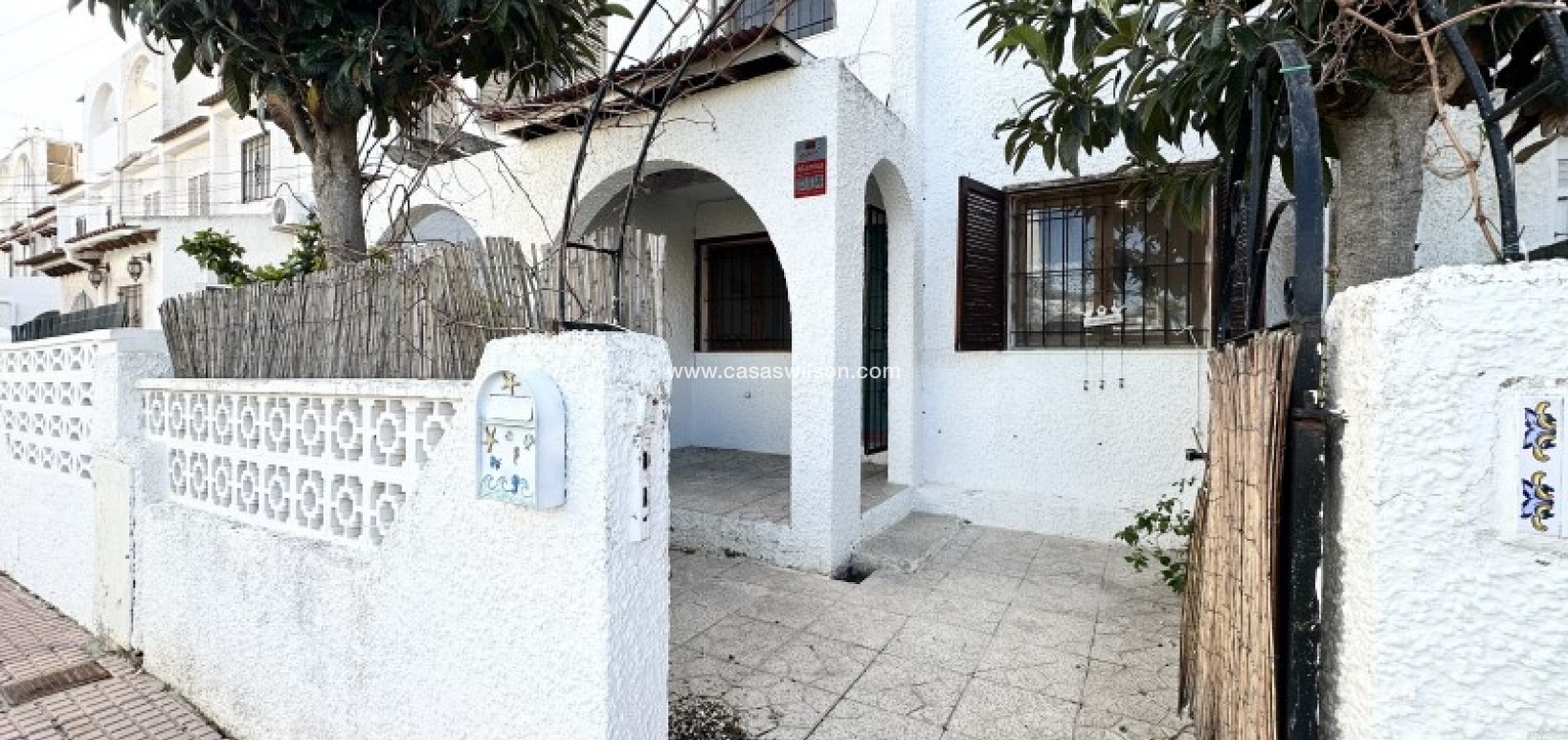 Sale - Townhouse - Torrevieja - Costa Blanca