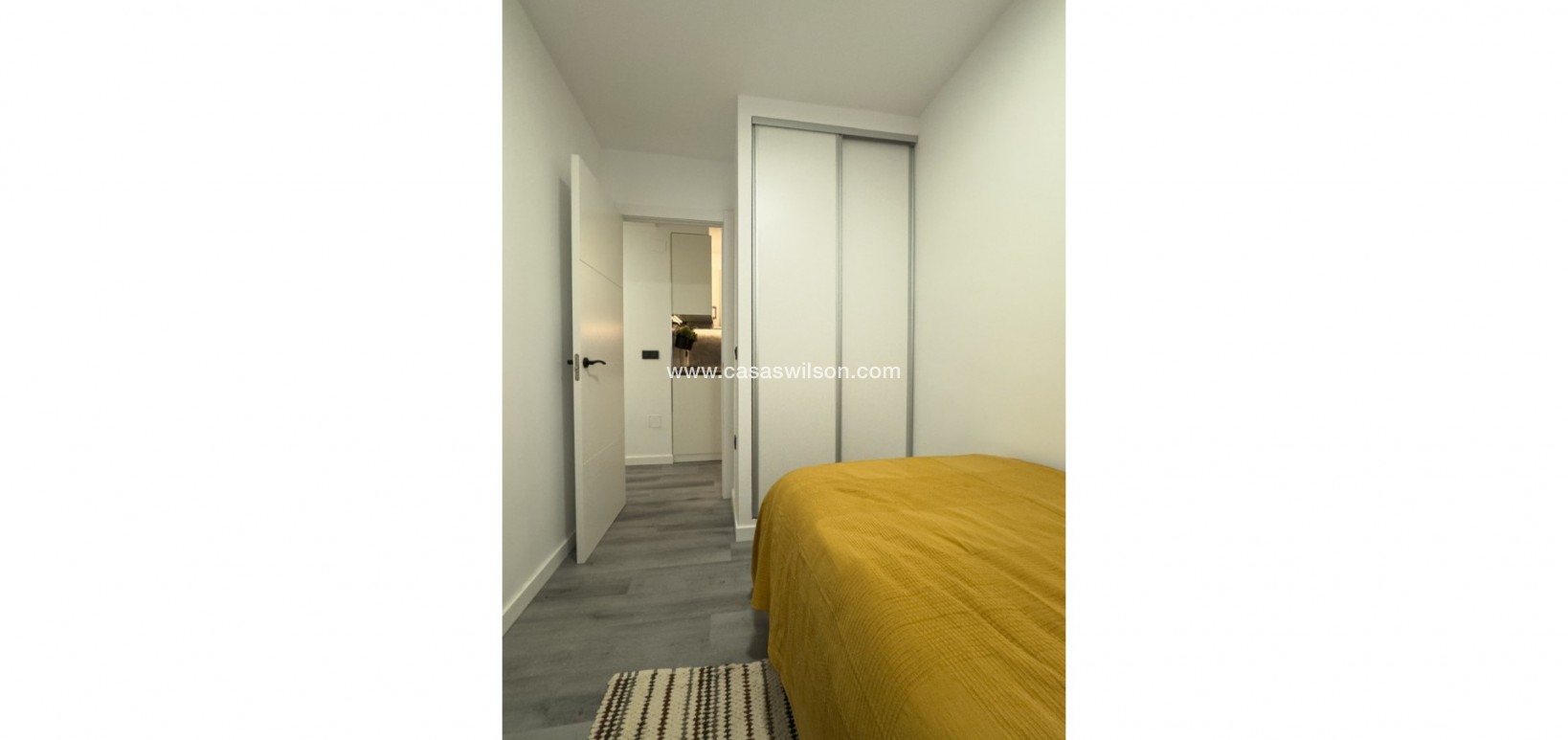 Sale - Appartement - Torrevieja - Costa Blanca