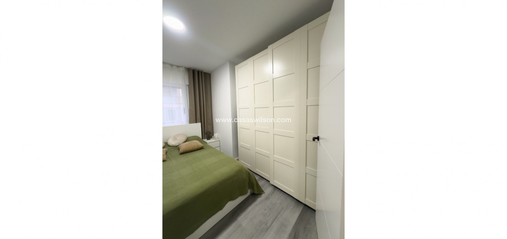 Sale - Appartement - Torrevieja - Costa Blanca