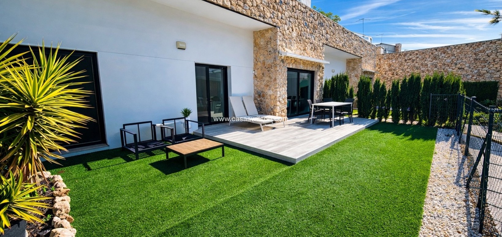 Sale - Apartment - Villamartin - Costa Blanca