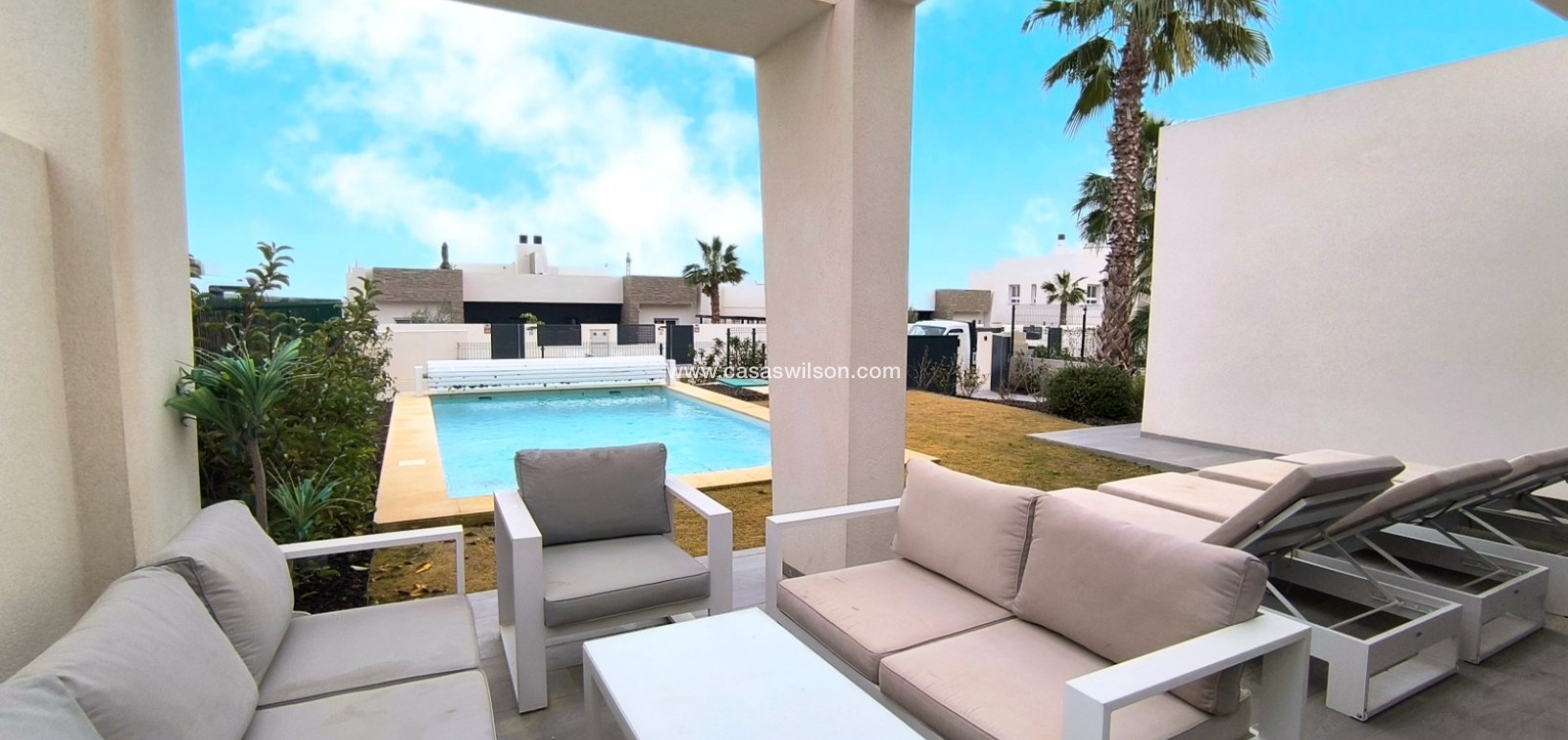 Sale - Villa - Algorfa