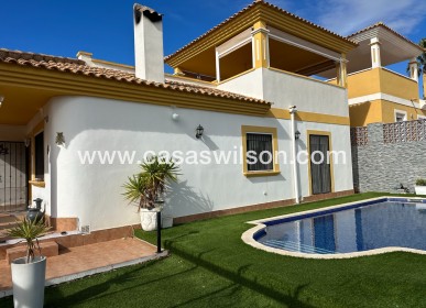 Sale - Villa - Orihuela - Entre Naranjos Vistabella
