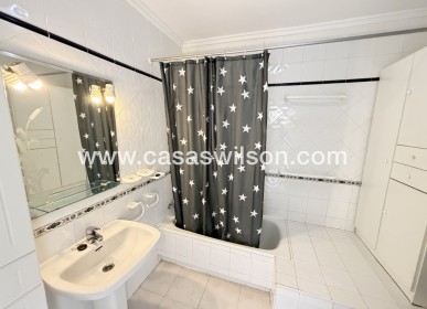 Sale - Townhouse - La Florida