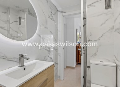 Venta - Apartamento - La Nucía