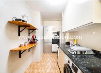 Sale - Apartment - Torrevieja - La Mata pueblo