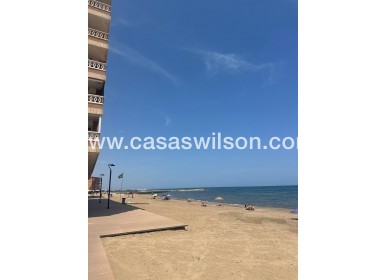 Sale - Apartment - Torrevieja - La Mata pueblo
