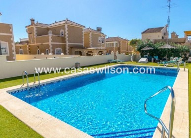 Venta - Chalet - Orihuela Costa - Costa Blanca
