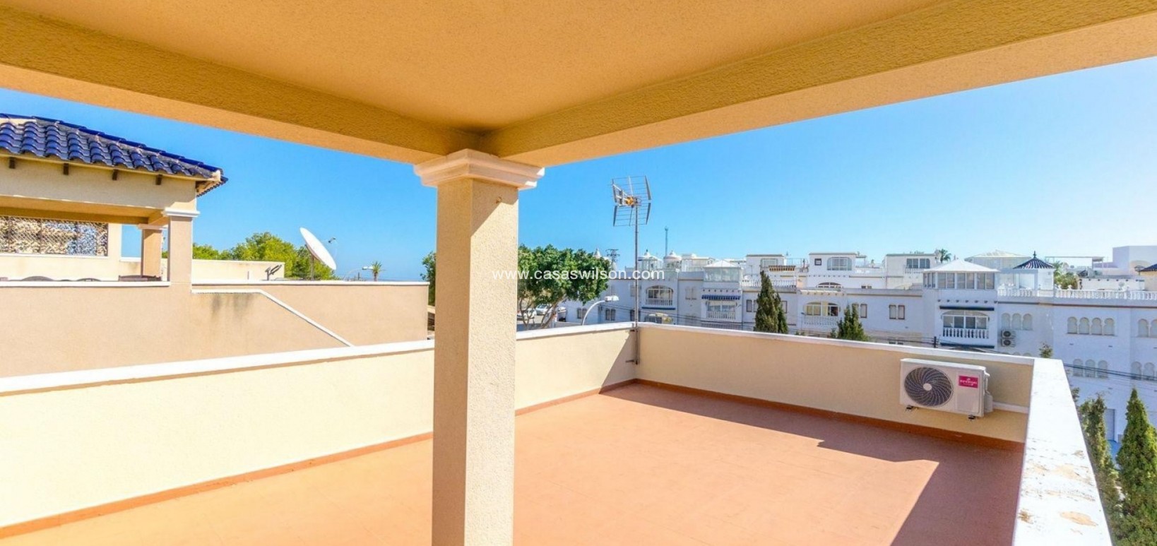Venta - Chalet - Orihuela Costa - Costa Blanca