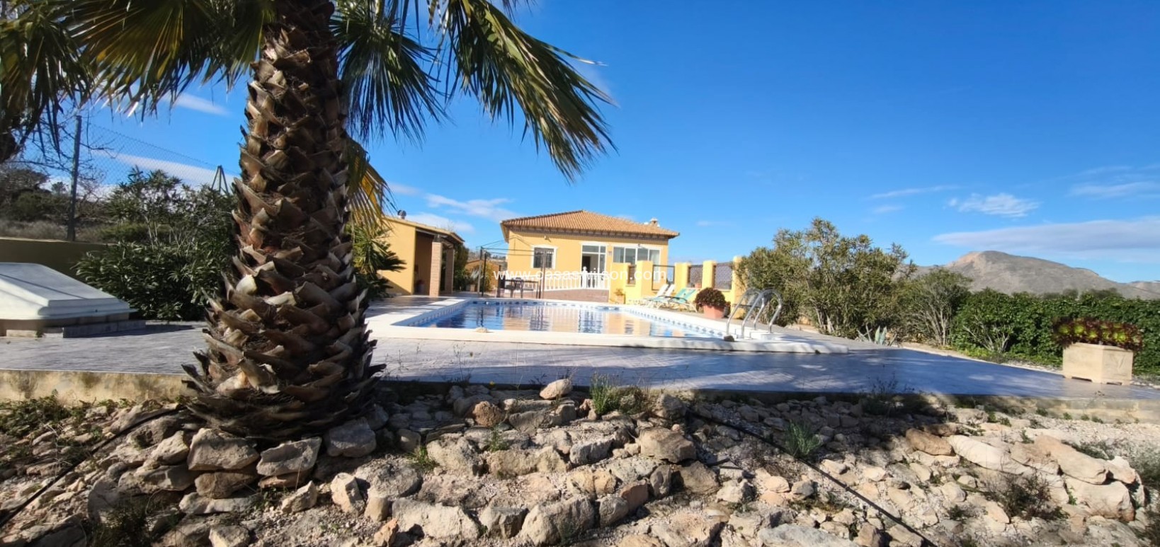 Sale - Villa - Hondón de los Fráiles - Inland