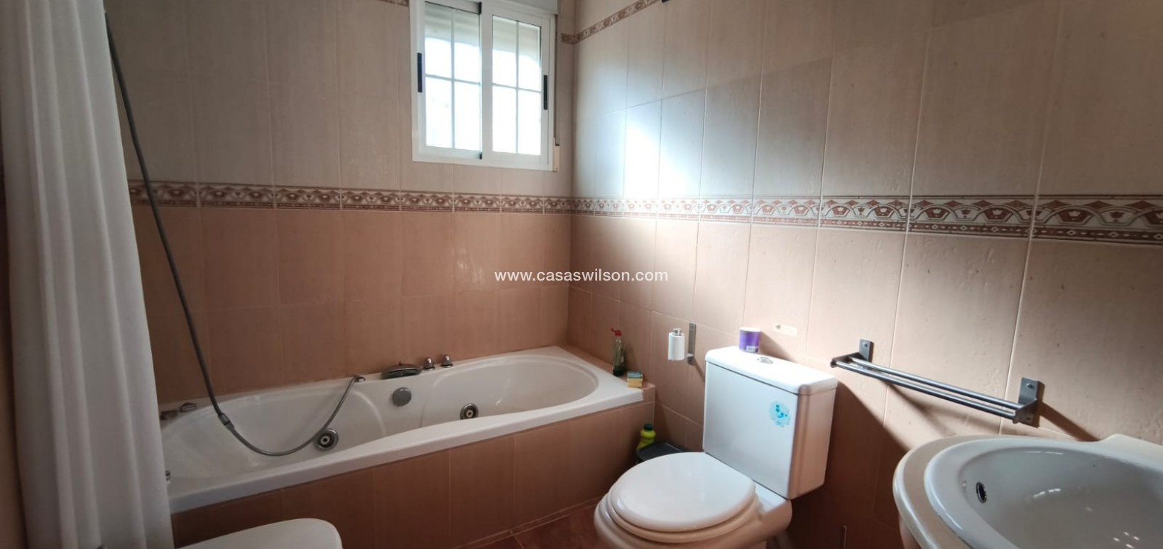 Sale - Villa - Hondón de los Fráiles - Inland