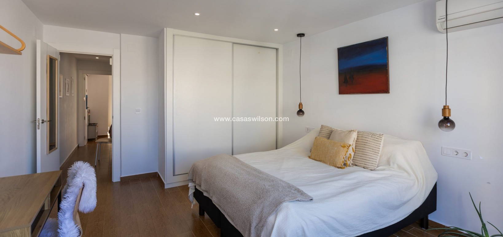 Sale - Townhouse - Torrevieja - Costa Blanca