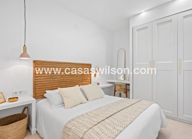 Sale - Townhouse - Torrevieja - Costa Blanca