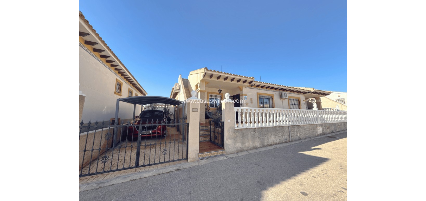 Sale - Bungalow - Cabo Roig