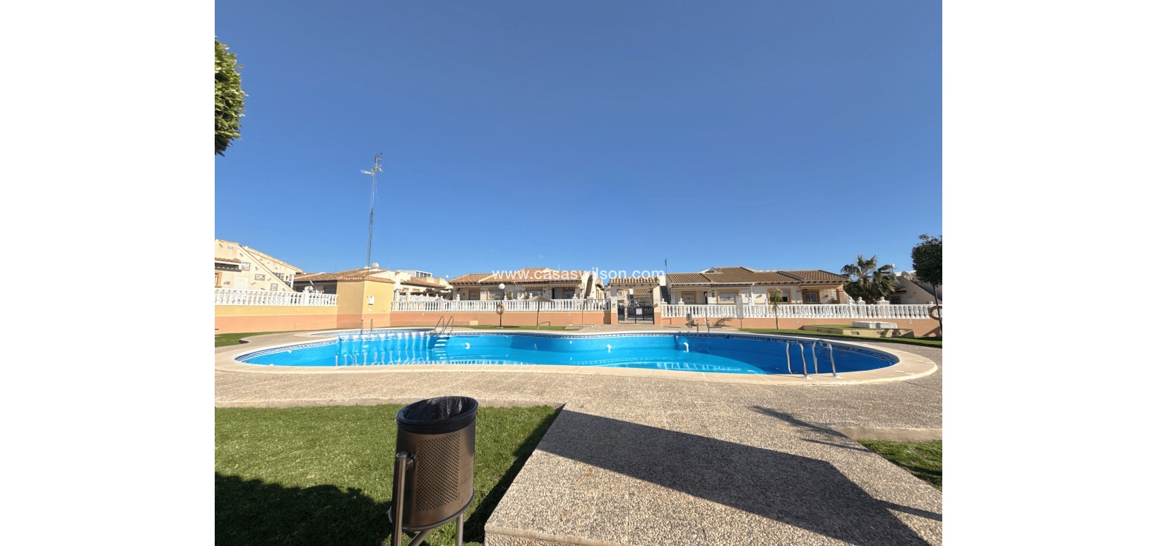 Sale - Bungalow - Cabo Roig