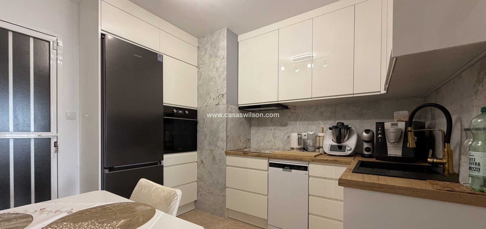 Sale - Apartment - Torrevieja - Urb. Calas Blancas III