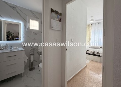 Sale - Apartment - Torrevieja - Urb. Calas Blancas III