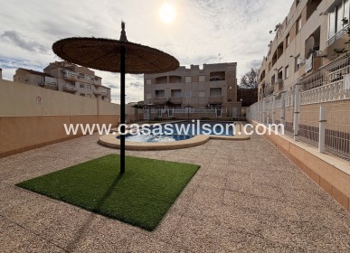 Sale - Apartment - Torrevieja - Urb. Calas Blancas III