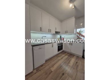 Venta - Adosado - La Rosaleda - Inland