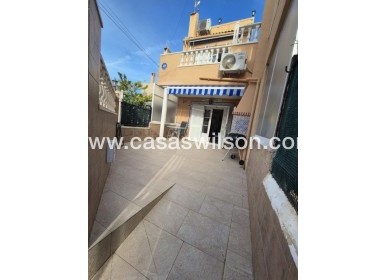 Venta - Adosado - La Rosaleda - Inland