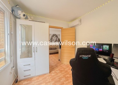 Sale - Apartment - Torrevieja - La Mata pueblo