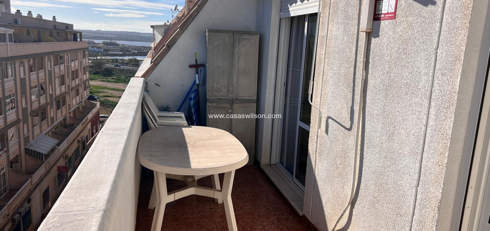 Sale - Apartment - Torrevieja - Centro