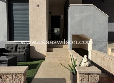 Sale - Bungalow - El Raso