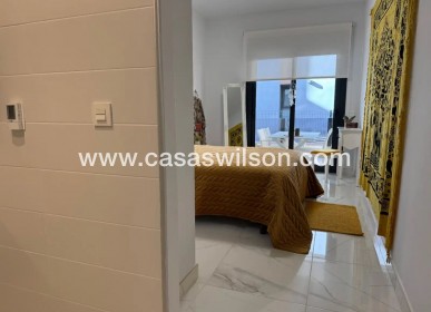 Sale - Bungalow - El Raso