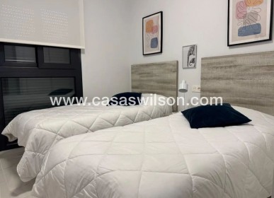 Sale - Bungalow - El Raso