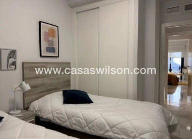 Sale - Bungalow - El Raso