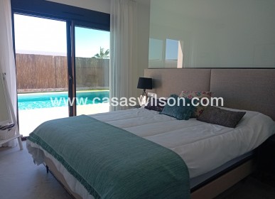 Venta - Chalet - Algorfa