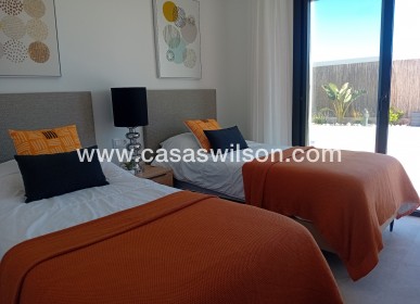 Venta - Chalet - Algorfa