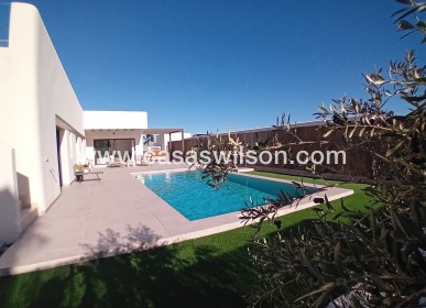 Venta - Chalet - Algorfa