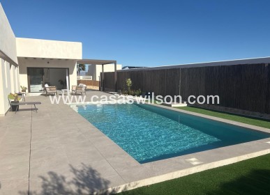 Venta - Chalet - Algorfa