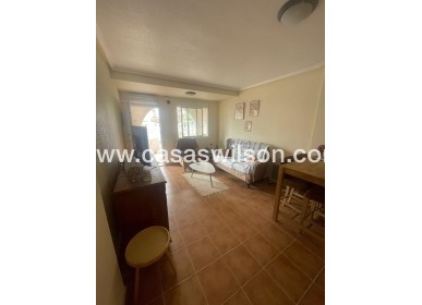 Sale - Townhouse - Torrevieja - Aguas Nuevas