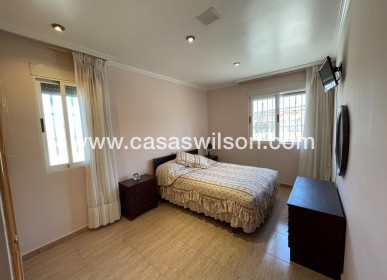 Sale - Villa - Crevillente - Inland