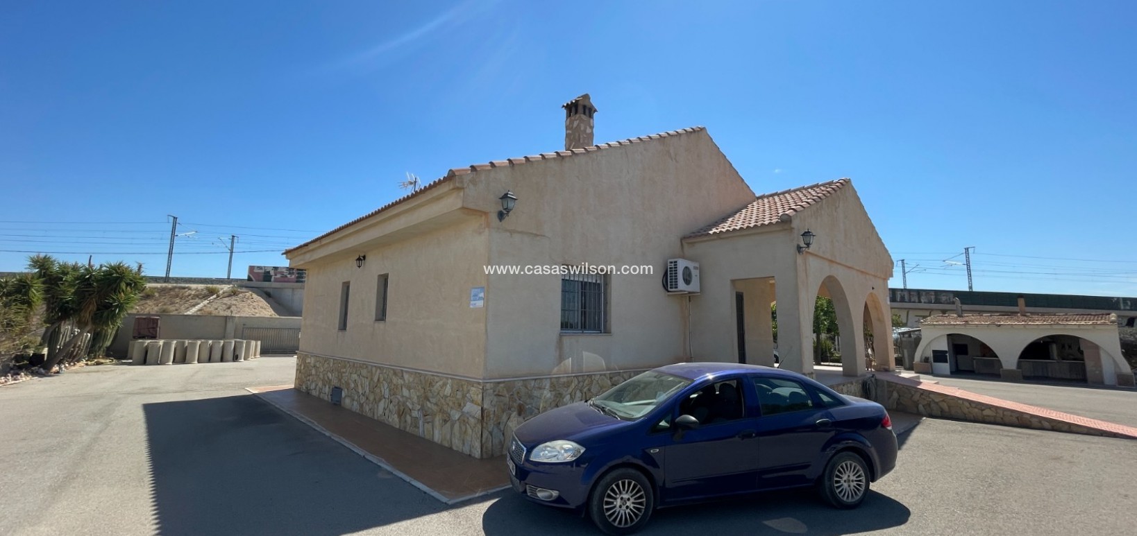 Sale - Villa - Crevillente - Inland