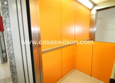 Sale - Apartment - Torrevieja - Centro