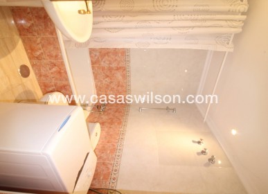 Sale - Apartment - Torrevieja - Centro