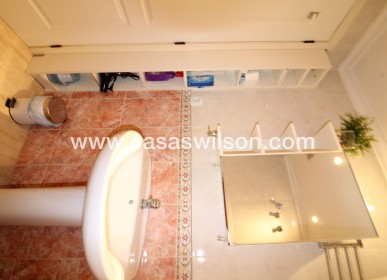 Sale - Apartment - Torrevieja - Centro