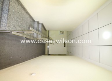 Sale - Apartment - Torrevieja - Centro