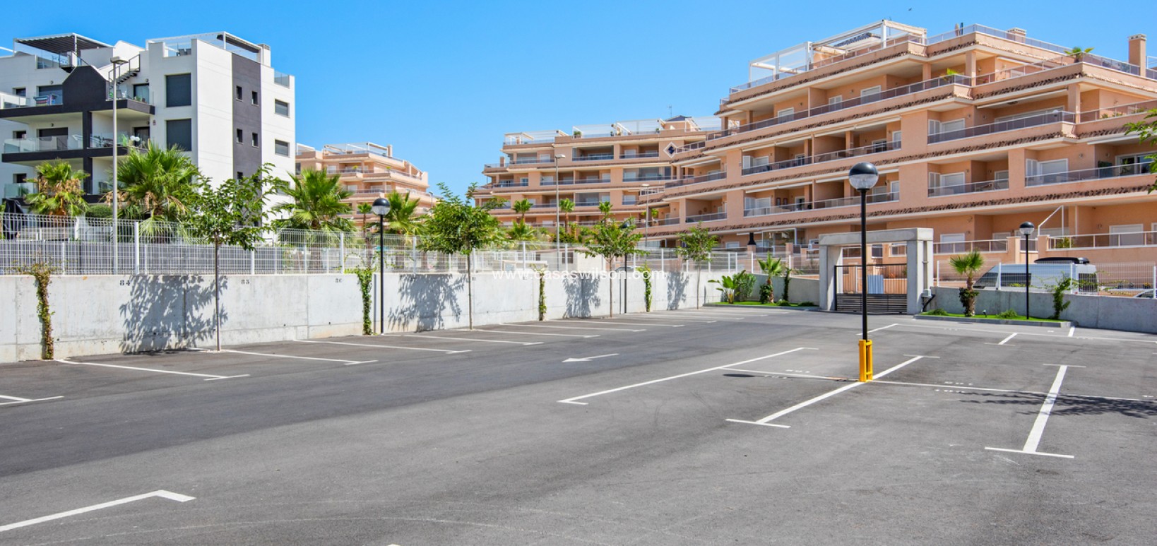 Sale - Apartment - Villamartin - Costa Blanca