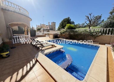 Sale - Villa - Villamartin - Villamartín