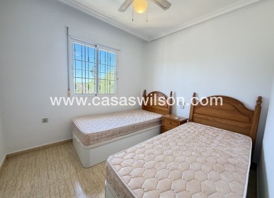 Sale - Villa - Villamartin - Villamartín