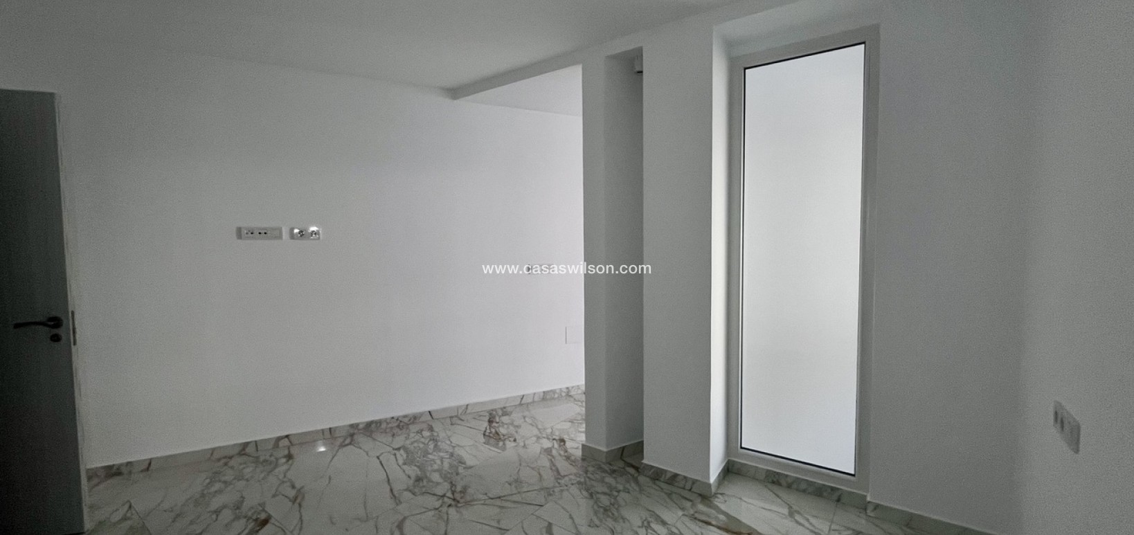 Venta - Apartamento - Torrevieja - PLAYA LOS LOCOS