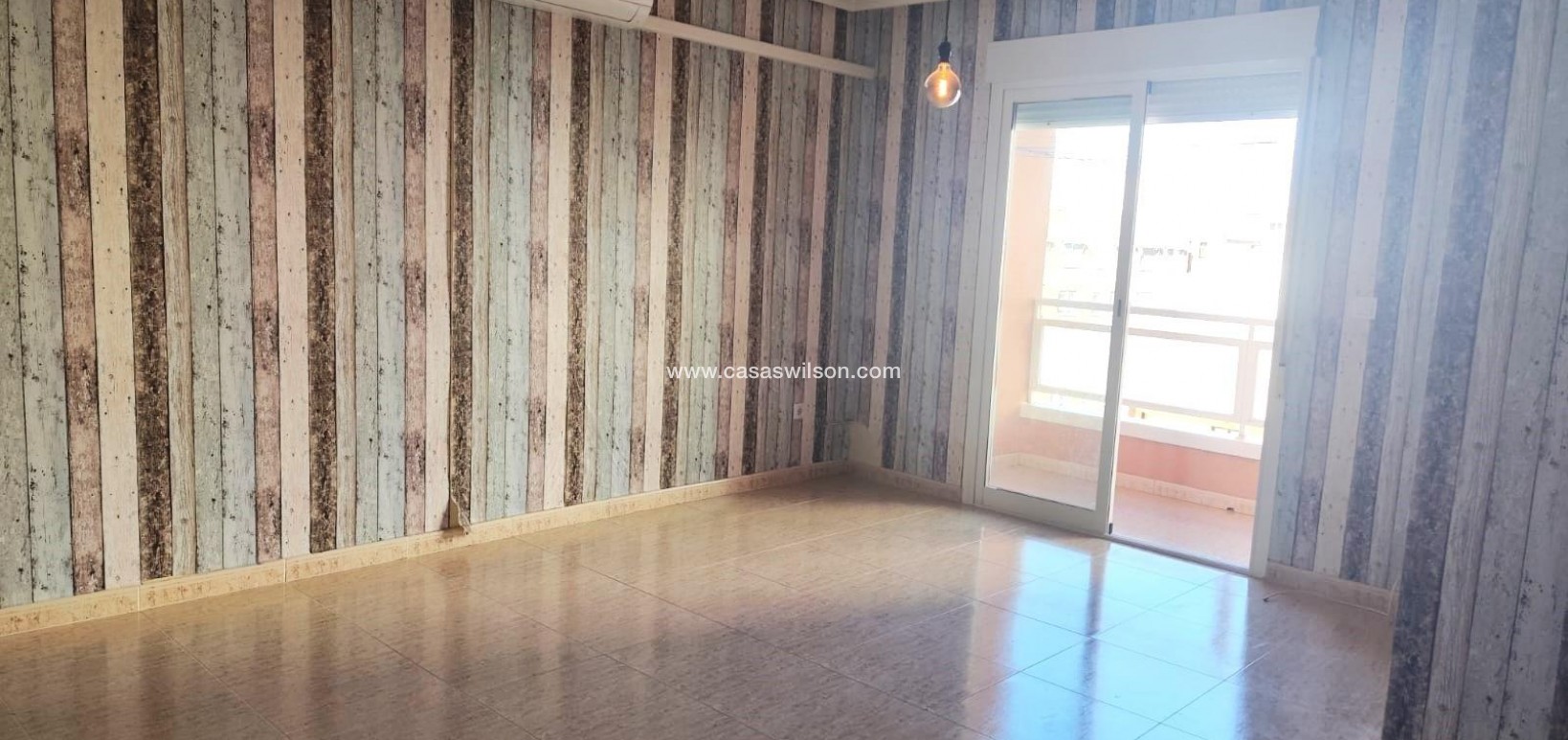 Venta - Apartamento - Torrevieja - Centro