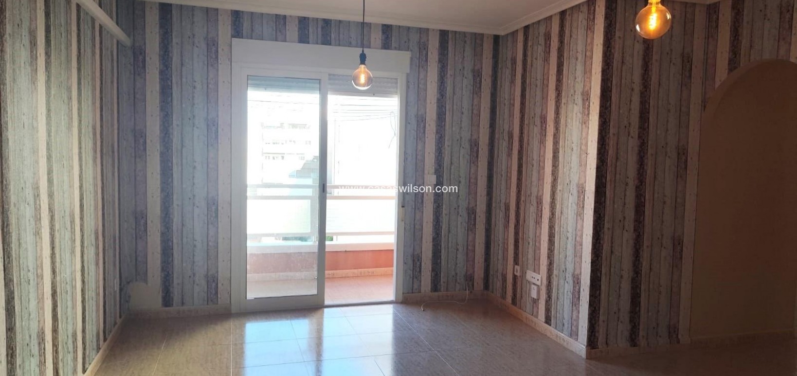 Venta - Apartamento - Torrevieja - Centro