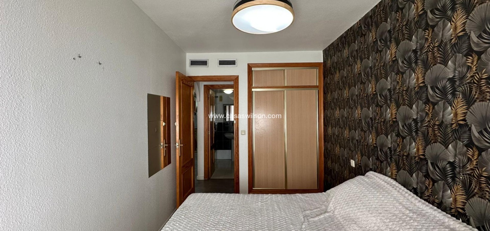 Venta - Apartamento - Torrevieja - Centro