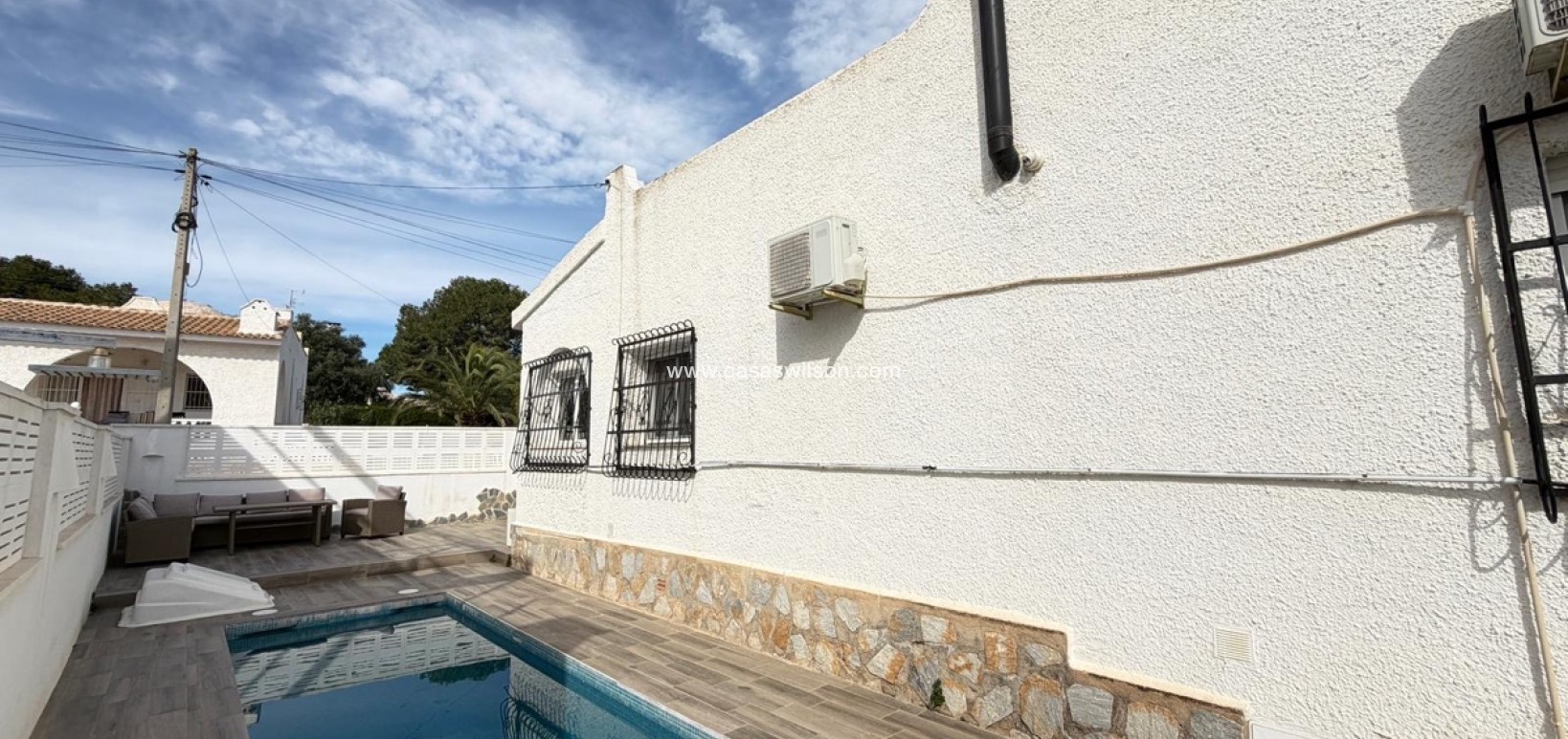 Sale - Villa - San Miguel de Salinas - blue lagoon