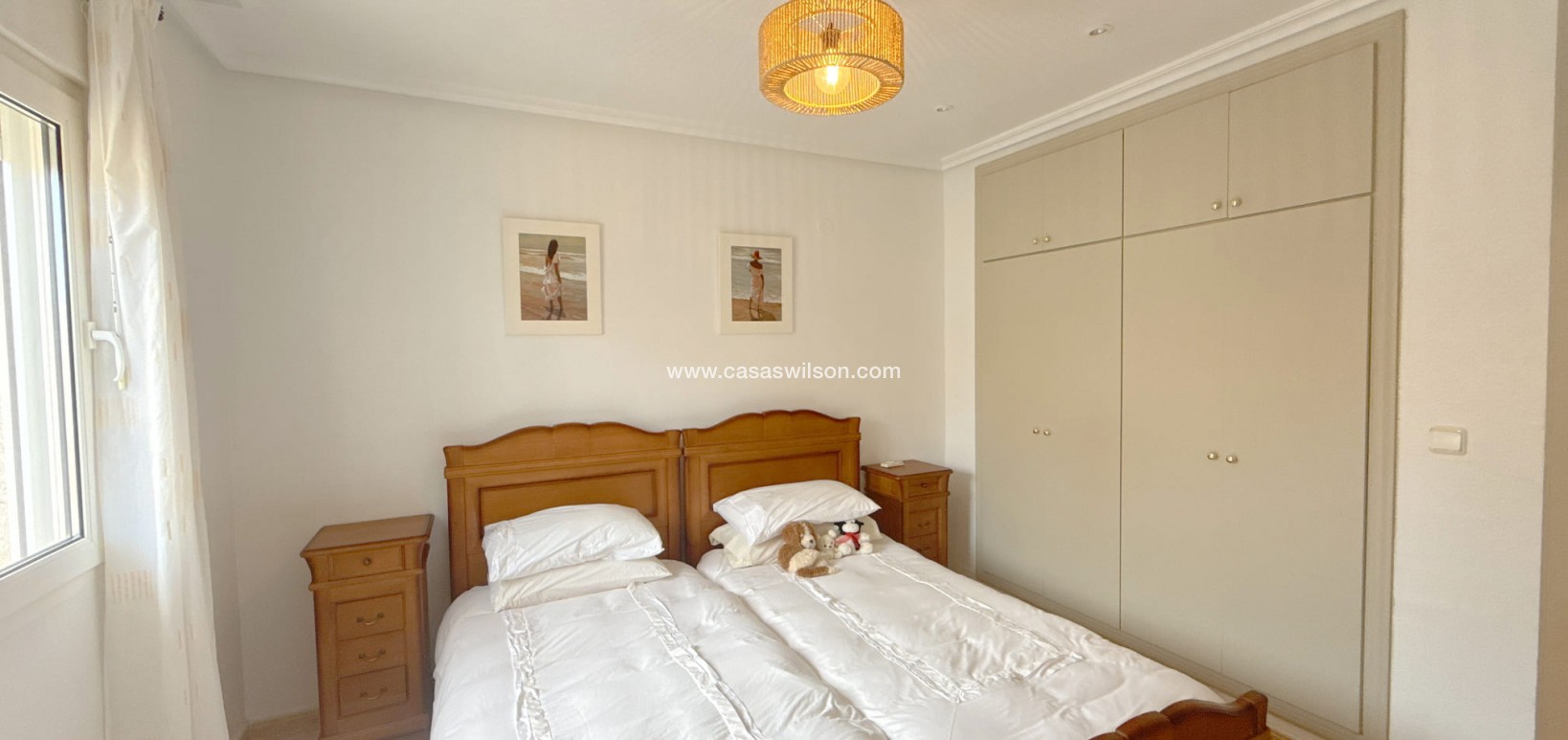 Sale - Townhouse - La Zenia