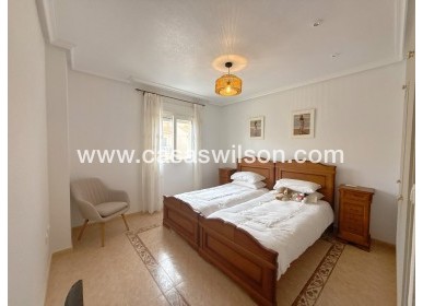 Sale - Townhouse - La Zenia